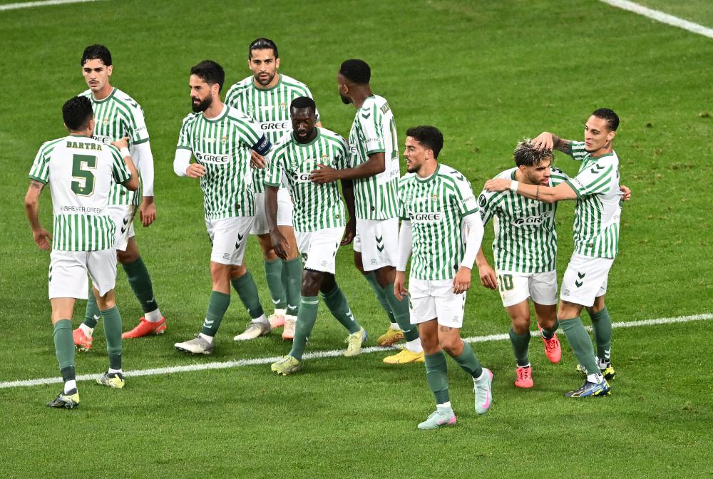 科瓦奇：丘库埃梅卡在禁区内被夸安萨拉拽？裁判应做出判罚